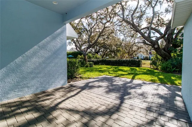 $775,000 | 5901 Nature Ridge Lane, Lithia, FL 33547