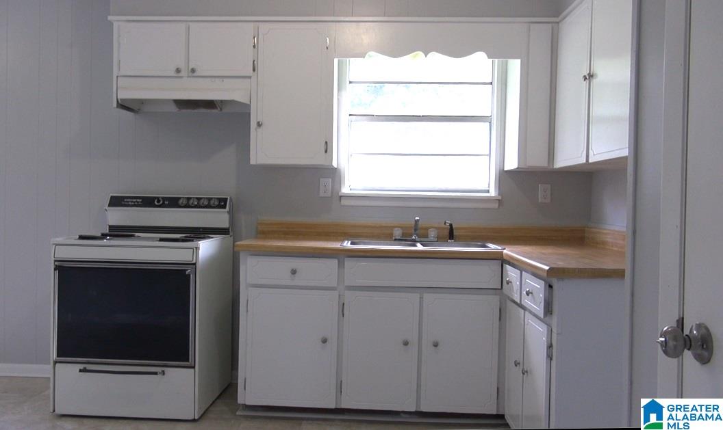 212 Brenda Road Anniston, AL 36206 - Photo 4 of 48