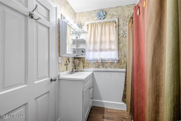 $384,900 | 4652 Highway 51, Senatobia, MS 38668