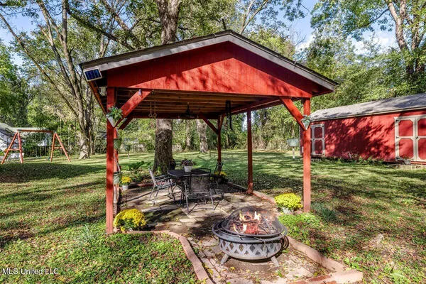 $384,900 | 4652 Highway 51, Senatobia, MS 38668
