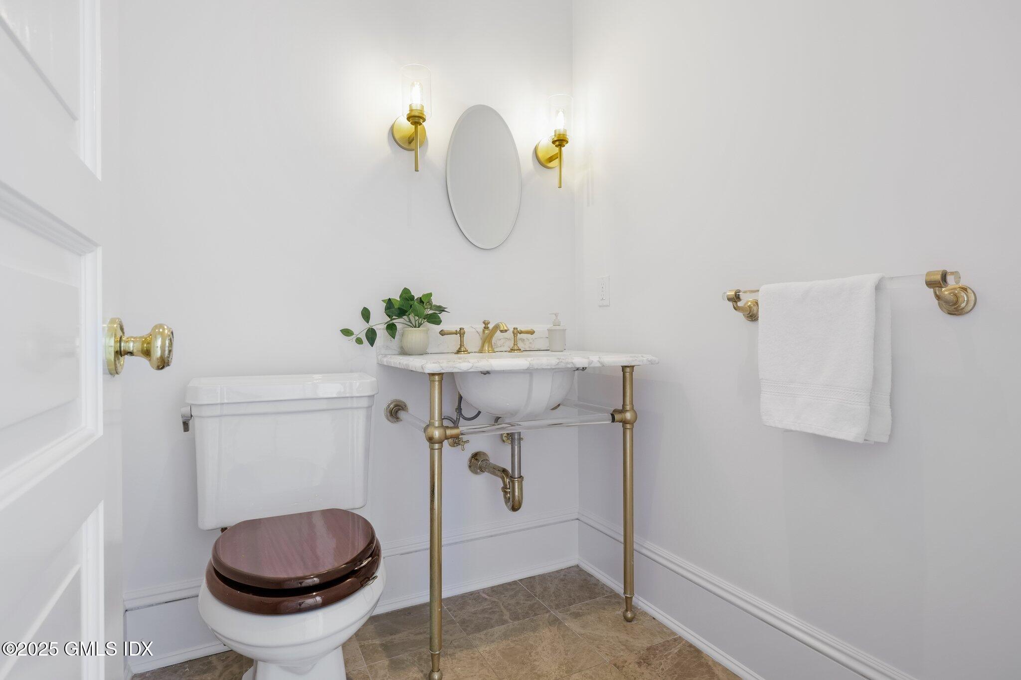 90 East Elm Street, Unit 1 Greenwich, CT 06830 - Photo 17 of 39 19-web-or-mls-90-e-elm-st-unit-1