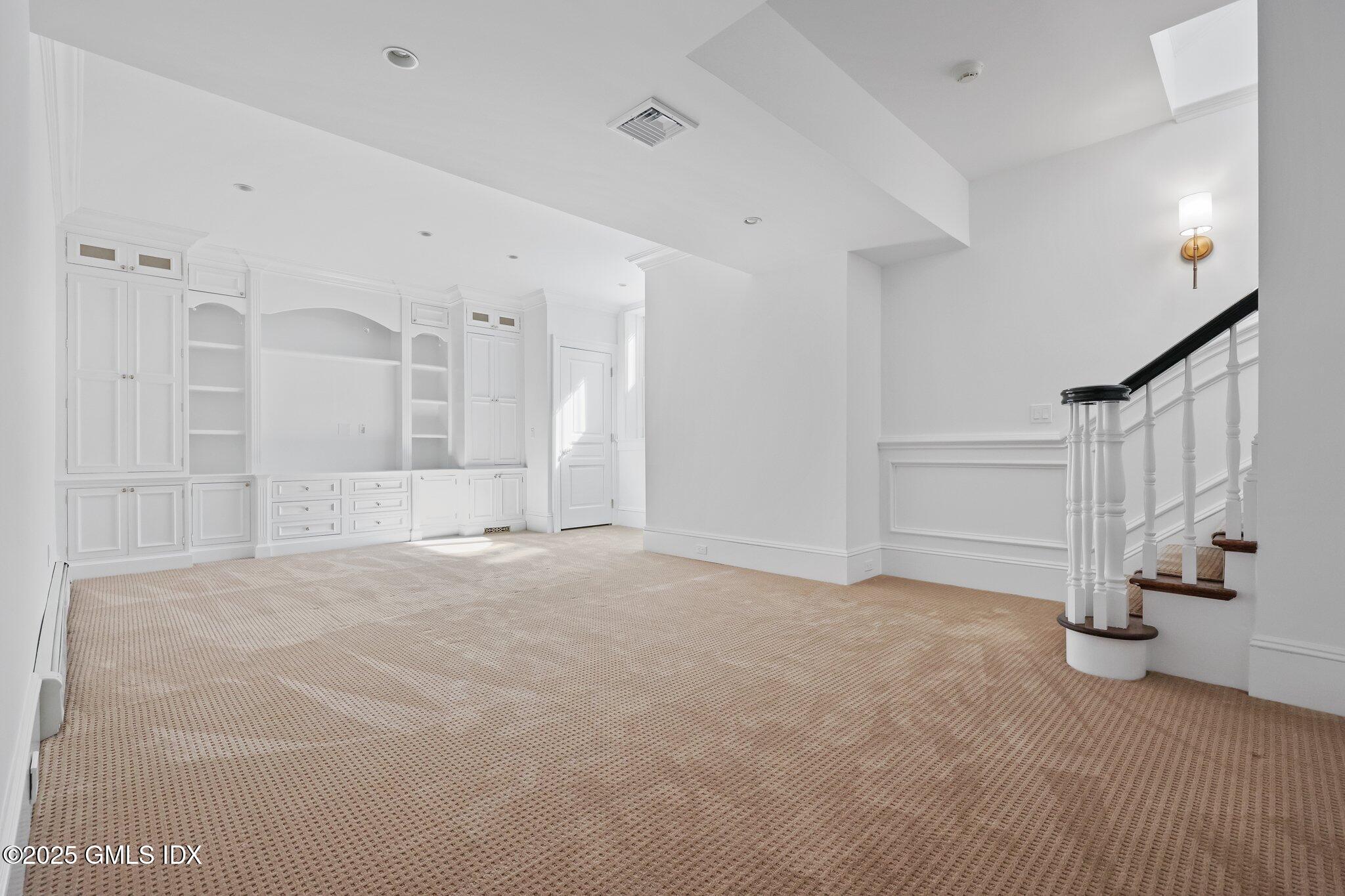 90 East Elm Street, Unit 1 Greenwich, CT 06830 - Photo 32 of 39 26-web-or-mls-90-e-elm-st-unit-1