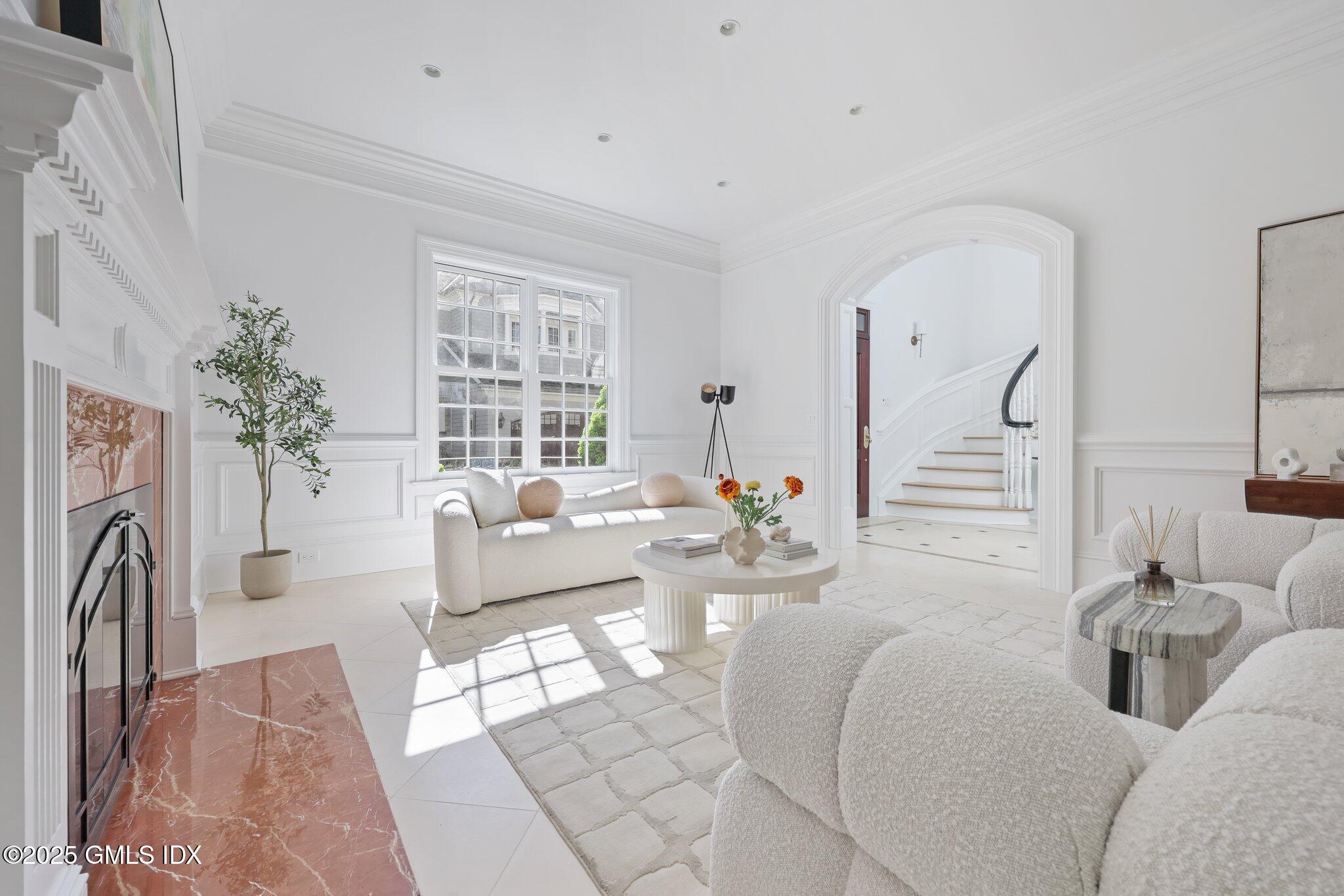 90 East Elm Street, Unit 1 Greenwich, CT 06830 - Photo 9 of 39 7-web-or-mls-90-e-elm-st-unit-1