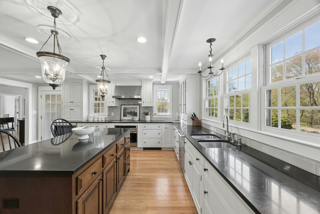 177 Long Hill Road Bolton, MA 01740 - Photo 10 of 41 Gallery Image 10