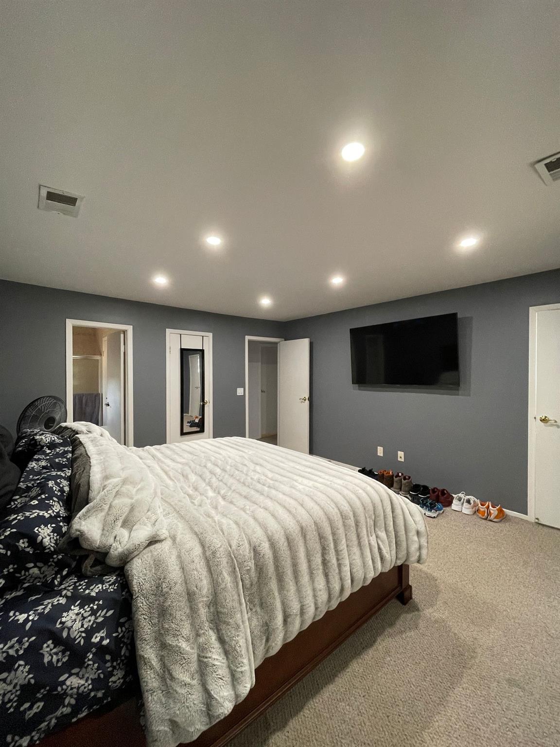 12 Paine Commons Yaphank, NY 11980 - Photo 11 of 11 Bedroom