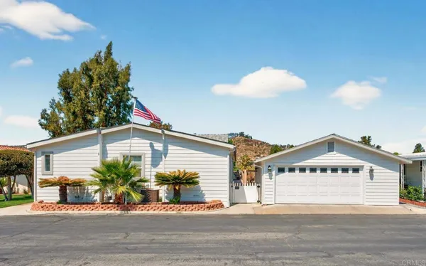 $675,000 | 4650 Dulin Road, Unit SPC 1, Fallbrook, CA 92003