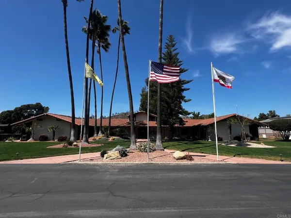 $675,000 | 4650 Dulin Road, Unit SPC 1, Fallbrook, CA 92003