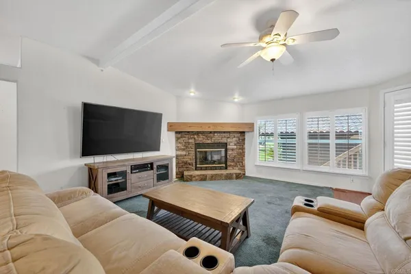 $675,000 | 4650 Dulin Road, Unit SPC 1, Fallbrook, CA 92003