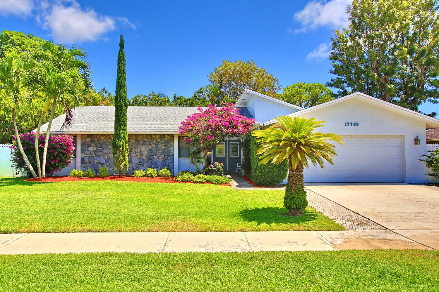 17700 Holly Brook Way Boca Raton, FL 33487 - Photo 7 of 33 007-1-Exterior Front