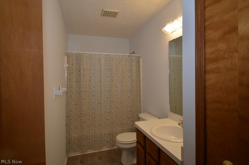 33994 Harding Avenue North Ridgeville, OH 44039 - Photo 17 of 23 Gallery Image 17