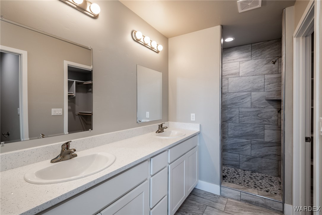 3397 North Bryce Road Golden Valley, AZ 86413 - Photo 8 of 31 Bathroom