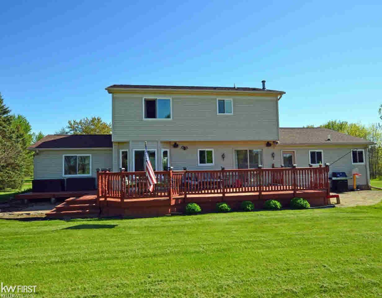 3468 West Ray Road Grand Blanc, MI 48439 - Photo 31 of 32 21297836-30.JPG
