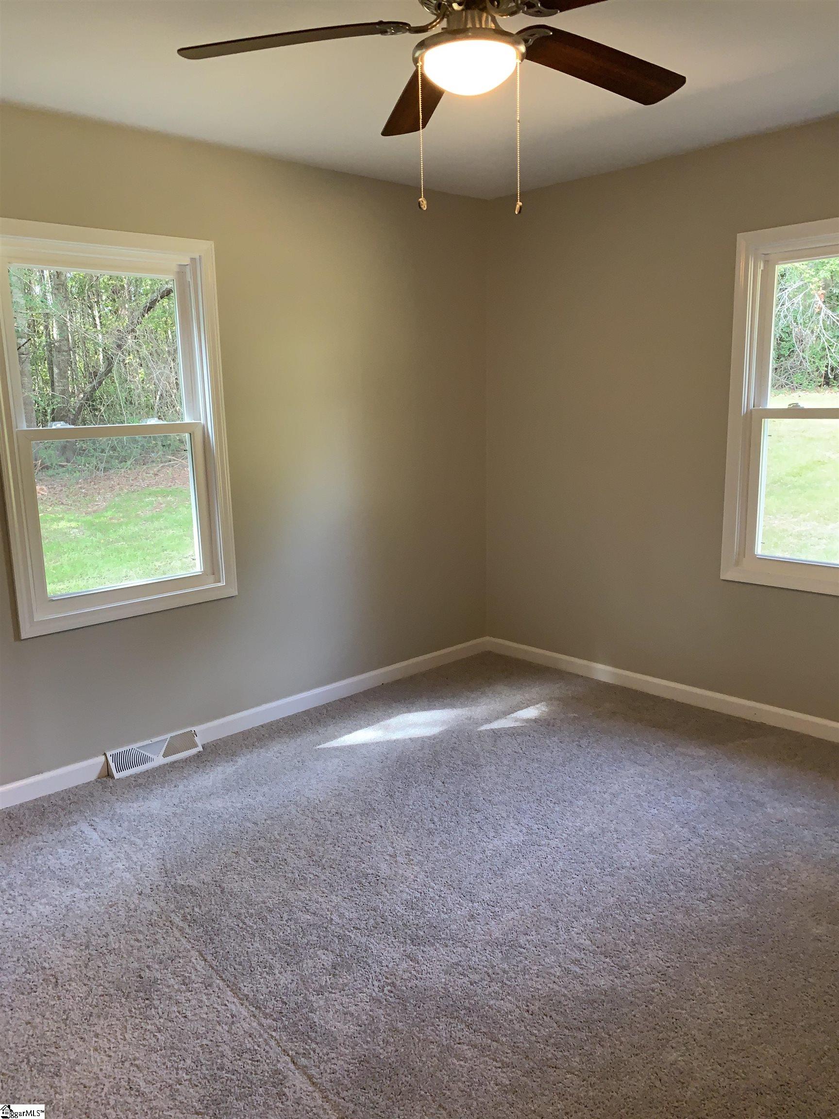 226 State Rd S-39-190 Pickens, SC 29671 - Photo 17 of 23