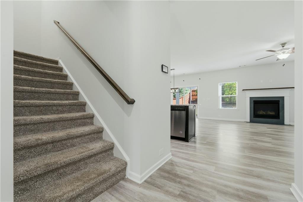 1900 Azure Grove Court Marietta, GA 30008 - Photo 5 of 32