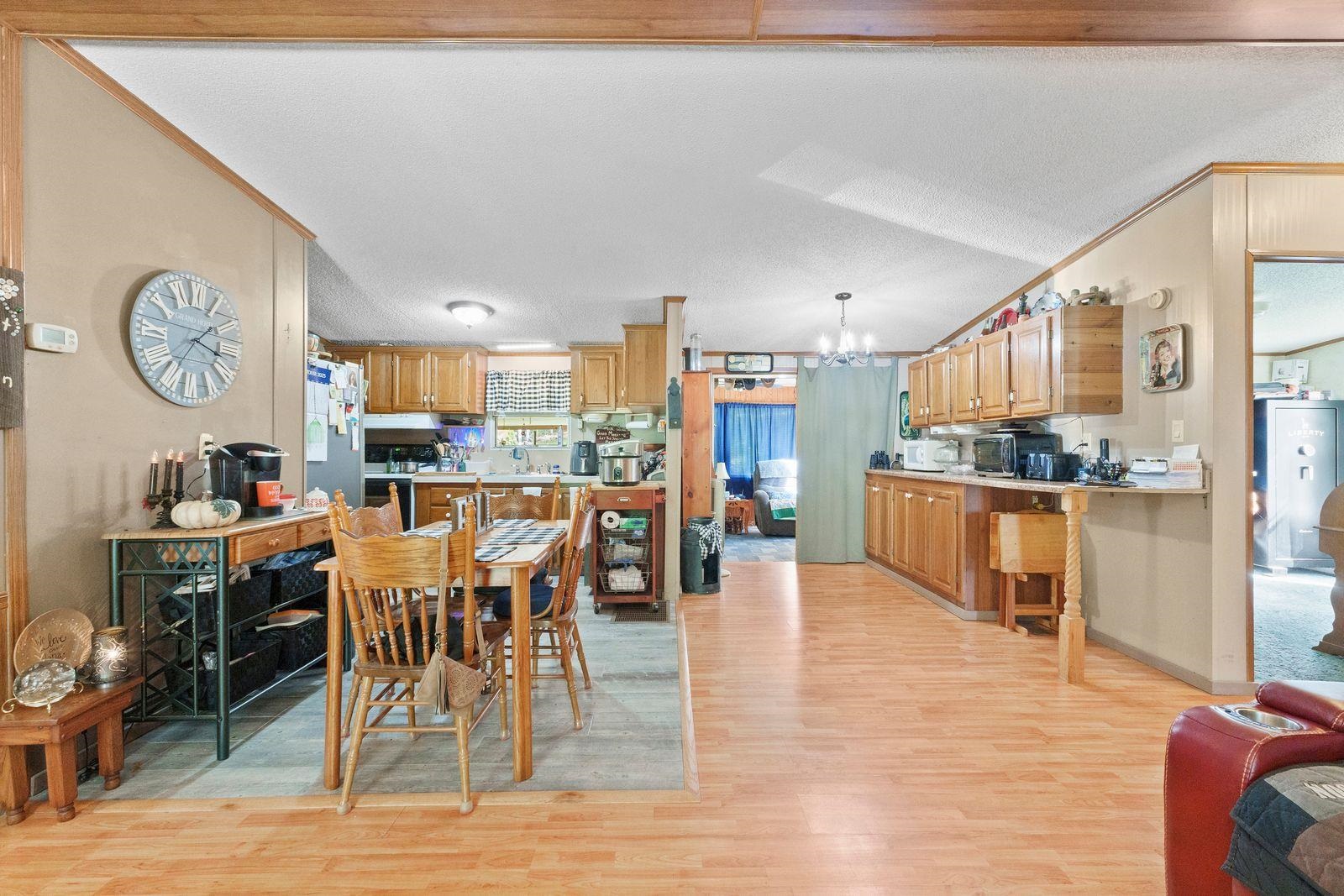 847 Shady Grove Road Louisa, KY 41230 - Photo 10 of 42