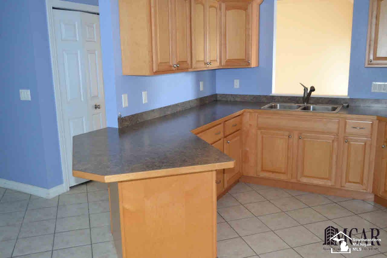3829 Blohm Road Monroe, MI 48161 - Photo 4 of 28