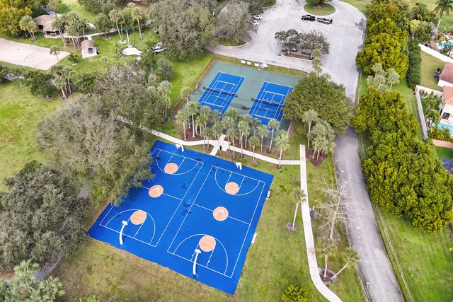 $675,000 | 4571 Northwest 6th Street, Deerfield Beach, FL 33442