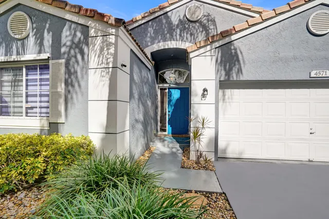$675,000 | 4571 Northwest 6th Street, Deerfield Beach, FL 33442