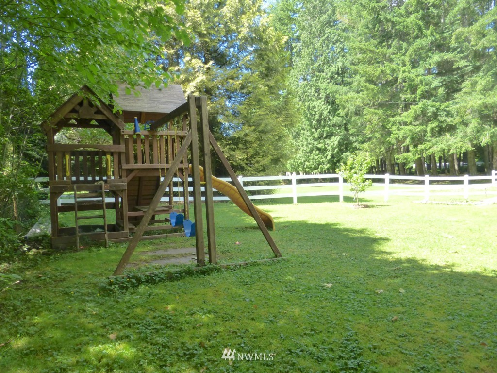 681 Old Samish Road Bellingham, WA 98229 - Photo 19 of 25 Gallery Image 19