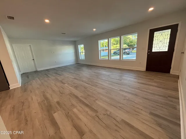 $290,000 | 25 West Cooper Drive, Panama City, FL 32404