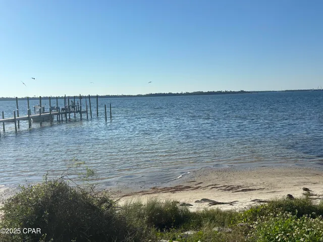 $290,000 | 25 West Cooper Drive, Panama City, FL 32404