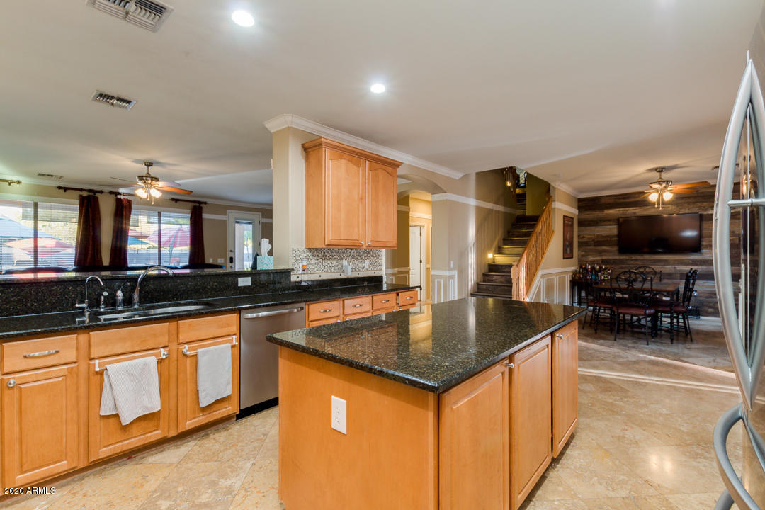 18339 North Stonegate Road Maricopa, AZ 85138 - Photo 12 of 50 15-Stonegate