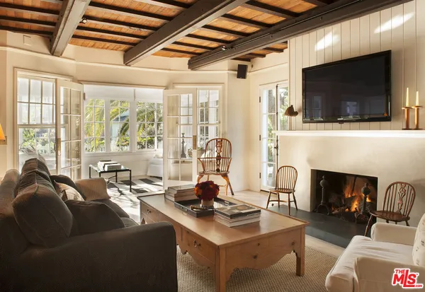 $18,800,000 | 0 27th Avenue, Venice, CA 90291