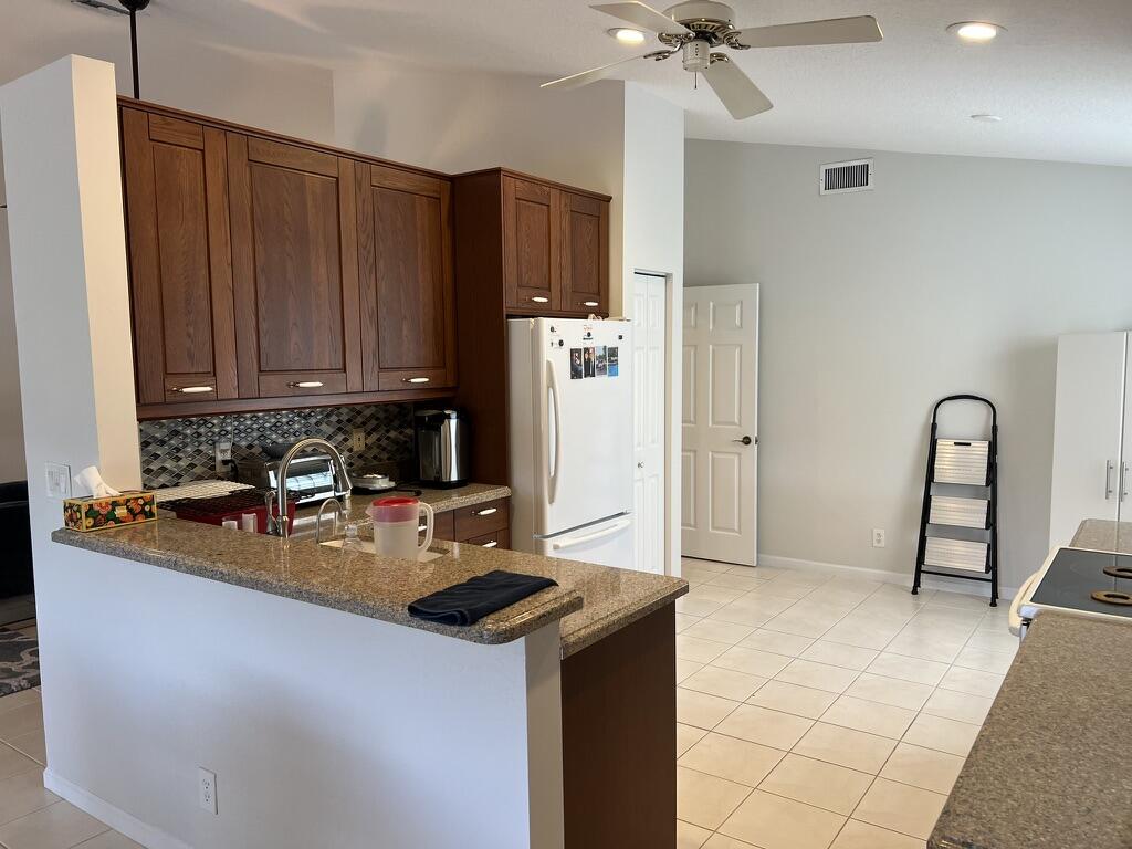 10596 Sunset Isles Court Boynton Beach, FL 33437 - Photo 6 of 17 EFC192C3-DF9F-4376-872D-3FE250273FB1_1_1