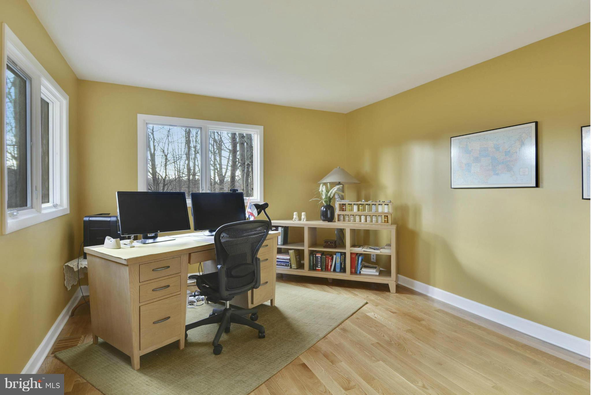11256 Oakton Road Oakton, VA 22124 - Photo 13 of 29 a workspace with furniture and window