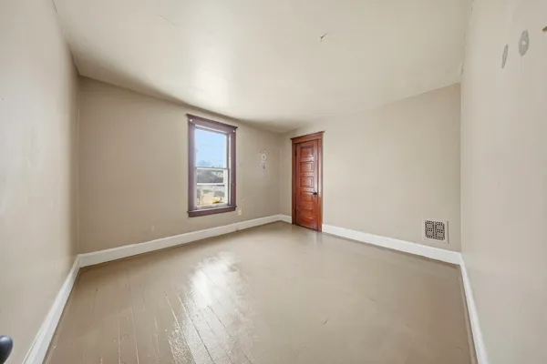 $94,900 | 108-110 East Iroquois Street, Freeport, IL 61032