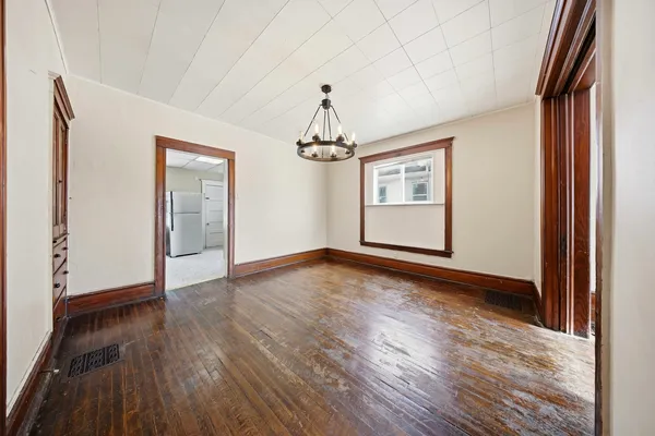 $94,900 | 108-110 East Iroquois Street, Freeport, IL 61032