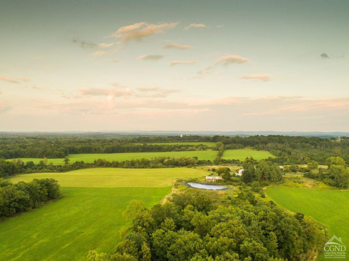 6881 Rod And Gun Road Hudson, NY 12534 - Photo 21 of 27 a view of an ocean from a city