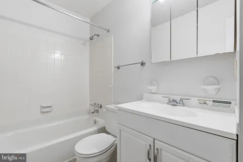 $3,200 | 18617 Chickadee Lane, Gaithersburg, MD 20879