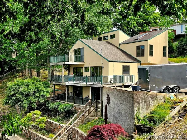 $769,000 | 569 Sunrise Acres Point, Sunrise Beach, MO 65079
