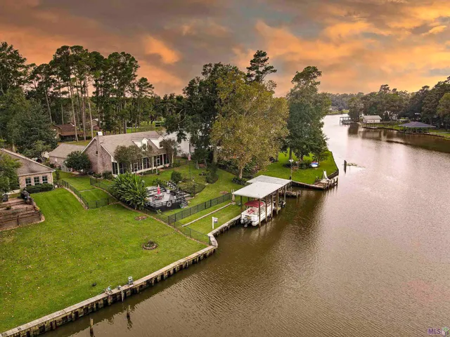 $479,999 | 17534 Summerfield Road North, Prairieville, LA 70769