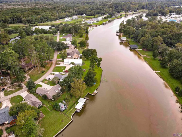 $479,999 | 17534 Summerfield Road North, Prairieville, LA 70769