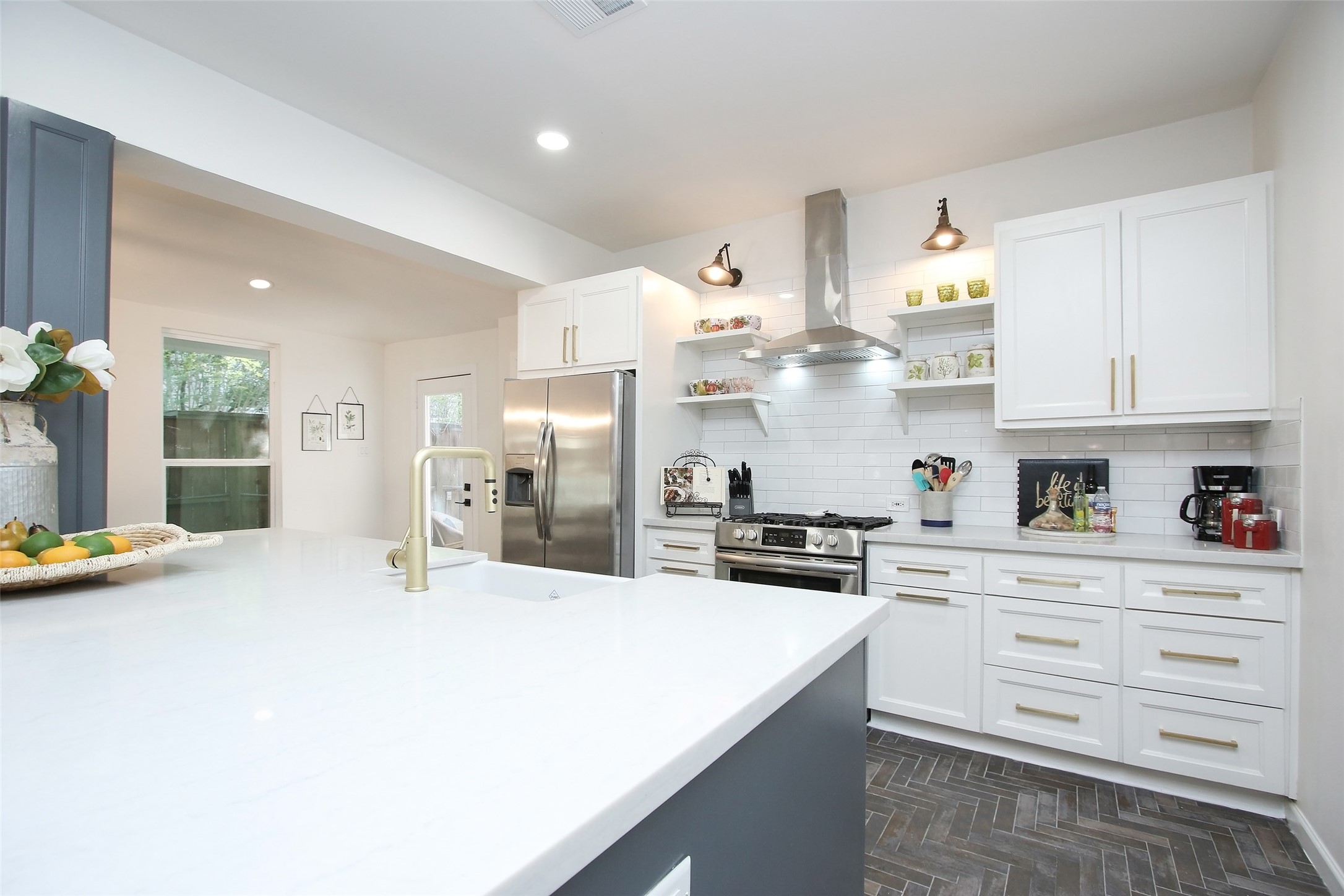 1818 Haver Street Houston, TX 77006 - Photo 6 of 30