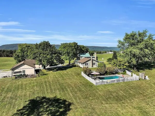 $995,000 | 20 Pasture Lane, Newville, PA 17241