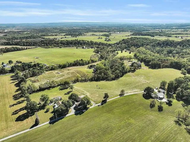 $995,000 | 20 Pasture Lane, Newville, PA 17241