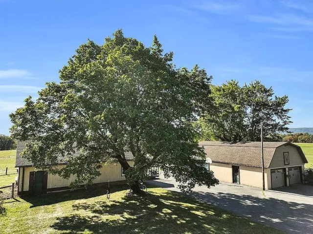 $995,000 | 20 Pasture Lane, Newville, PA 17241