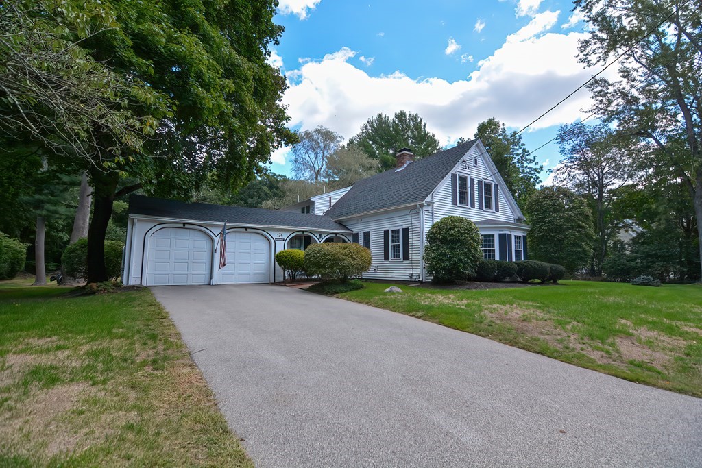 174 Spring Street Hanover, MA 02339 - Photo 5 of 41 Gallery Image 5