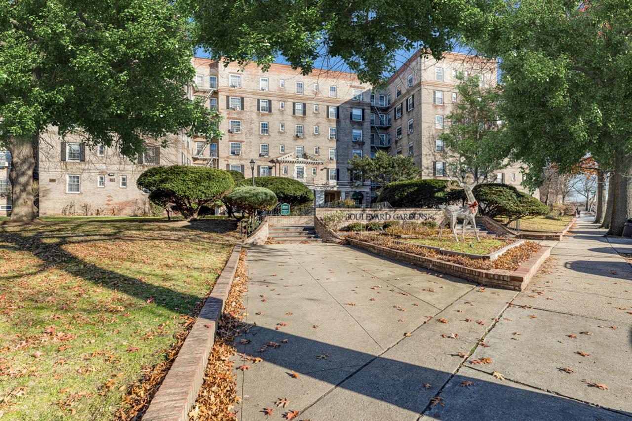 51-34 30th Avenue, Unit E6J Queens, NY 11377 - Photo 17 of 17 Building Views