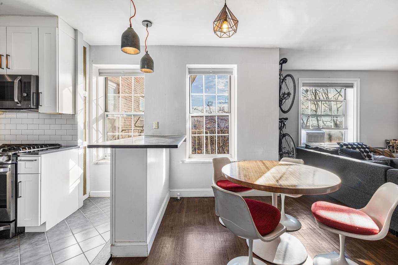 51-34 30th Avenue, Unit E6J Queens, NY 11377 - Photo 6 of 17 Dining Alcove