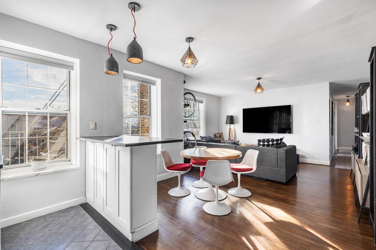 51-34 30th Avenue, Unit E6J Queens, NY 11377 - Photo 7 of 17 Dining Alcove