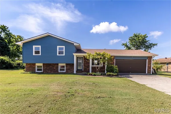 $245,000 | 103 Clara Drive, Sikeston, MO 63801