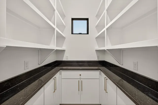 $1,495,000 | 400 Emerald Way, Horseshoe Bay, TX 78657