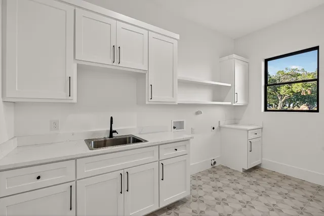 $1,495,000 | 400 Emerald Way, Horseshoe Bay, TX 78657