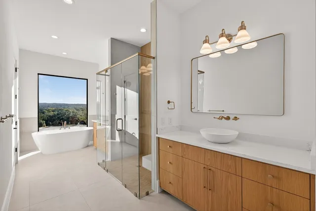 $1,495,000 | 400 Emerald Way, Horseshoe Bay, TX 78657