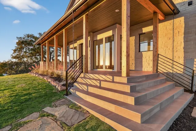 $1,495,000 | 400 Emerald Way, Horseshoe Bay, TX 78657