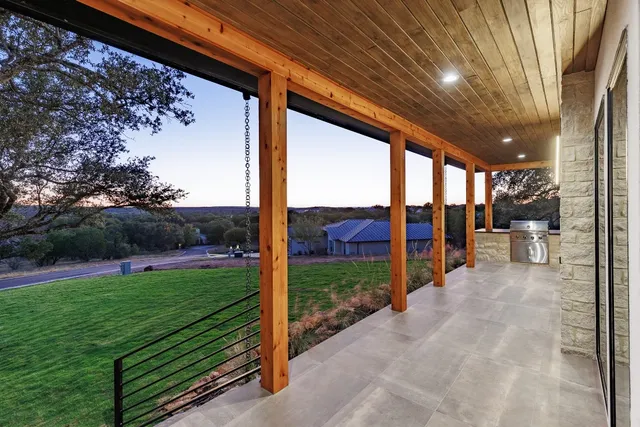 $1,495,000 | 400 Emerald Way, Horseshoe Bay, TX 78657